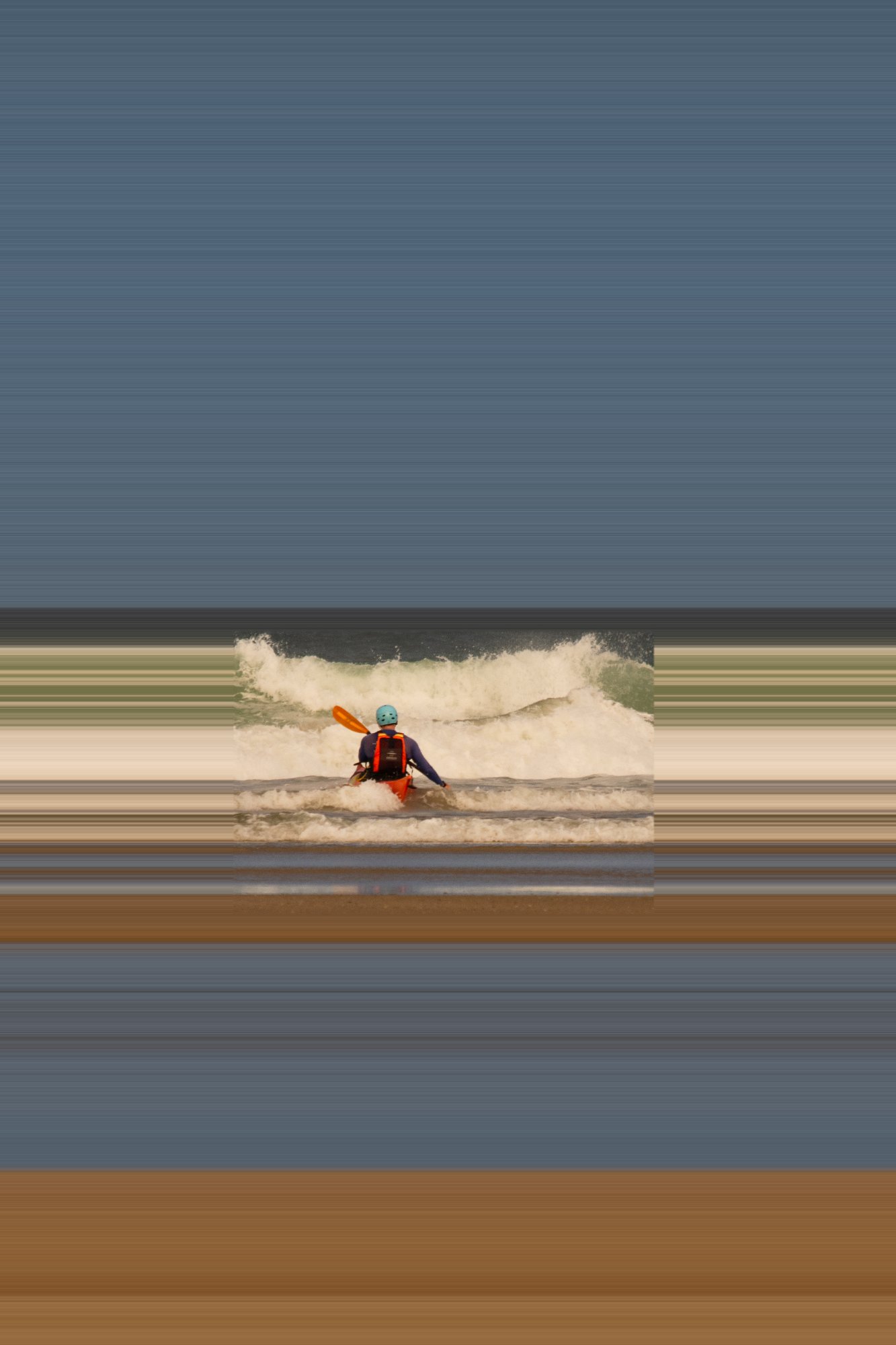 Kayaker centered in horizontal stretch